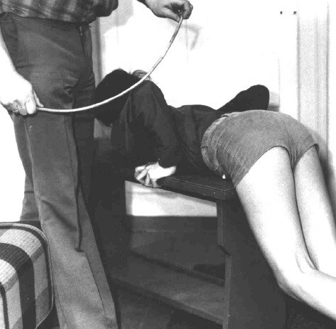 Dungeon spank thigh whip switch